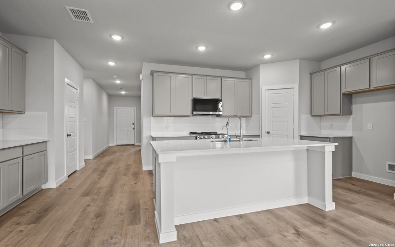 7925 COFFEE MILL, San Antonio, TX 78252, 4 Habitaciones Habitaciones , ,3 BañosBaños,Residential,En Venta,7925 COFFEE MILL,0,1923822