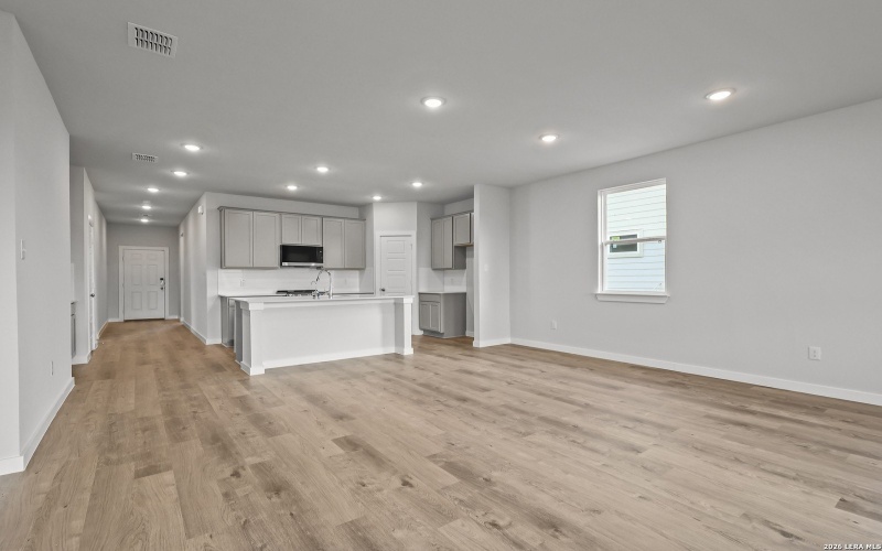 7925 COFFEE MILL, San Antonio, TX 78252, 4 Habitaciones Habitaciones , ,3 BañosBaños,Residential,En Venta,7925 COFFEE MILL,0,1923822