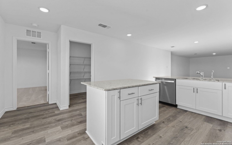 1537 Golden Wheat, New Braunfels, TX 78130, 4 Habitaciones Habitaciones , ,2 BañosBaños,Residential,En Venta,1537 Golden Wheat,0,1923870