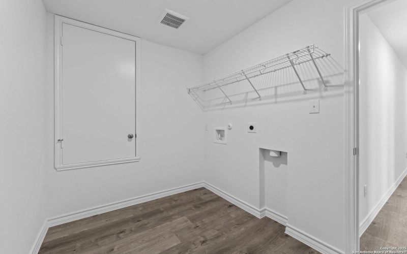 1537 Golden Wheat, New Braunfels, TX 78130, 4 Habitaciones Habitaciones , ,2 BañosBaños,Residential,En Venta,1537 Golden Wheat,0,1923870