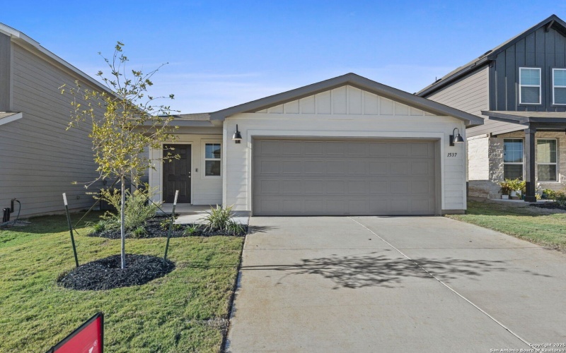 1537 Golden Wheat, New Braunfels, TX 78130, 4 Habitaciones Habitaciones , ,2 BañosBaños,Residential,En Venta,1537 Golden Wheat,0,1923870