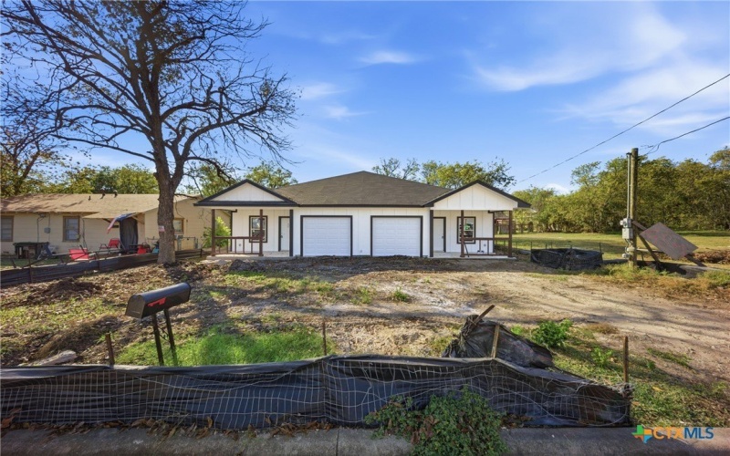704 Norris Avenue, Killeen, TX 76541, 6 Bedrooms Bedrooms, ,5 BathroomsBathrooms,Residential Multi Family,For Sale,704 Norris Avenue,0,598217