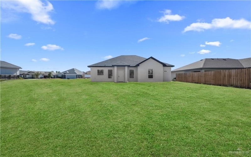 606 W La Pointe Avenue, Alton, TX 78573, 3 Habitaciones Habitaciones , ,2 BañosBaños,Residential,En Venta,606 W La Pointe Avenue,0,487402