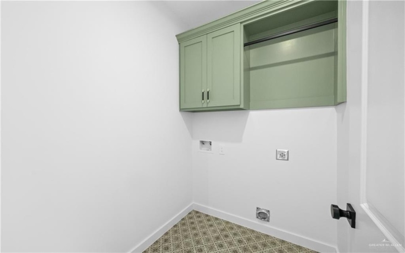 5904 N Playa Del Sol Street, Edinburg, TX 78542, 3 Habitaciones Habitaciones , ,2 BañosBaños,Residential,En Venta,5904 N Playa Del Sol Street,0,487404