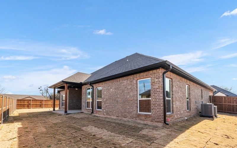 502 Limestone Cir, Mabank, TX 75147, 4 Habitaciones Habitaciones , ,3 BañosBaños,Residential,En Venta,502 Limestone Cir,0,109991