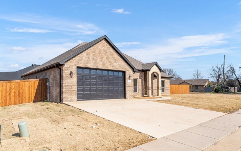 502 Limestone Cir, Mabank, TX 75147, 4 Habitaciones Habitaciones , ,3 BañosBaños,Residential,En Venta,502 Limestone Cir,0,109991