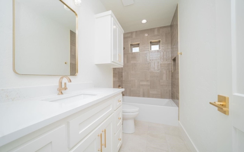 320 Saddle Brook Drive, Hallsville, TX 75650, 4 Bedrooms Bedrooms, ,3 BathroomsBathrooms,Residential,For Sale,320 Saddle Brook Drive,0,20257878