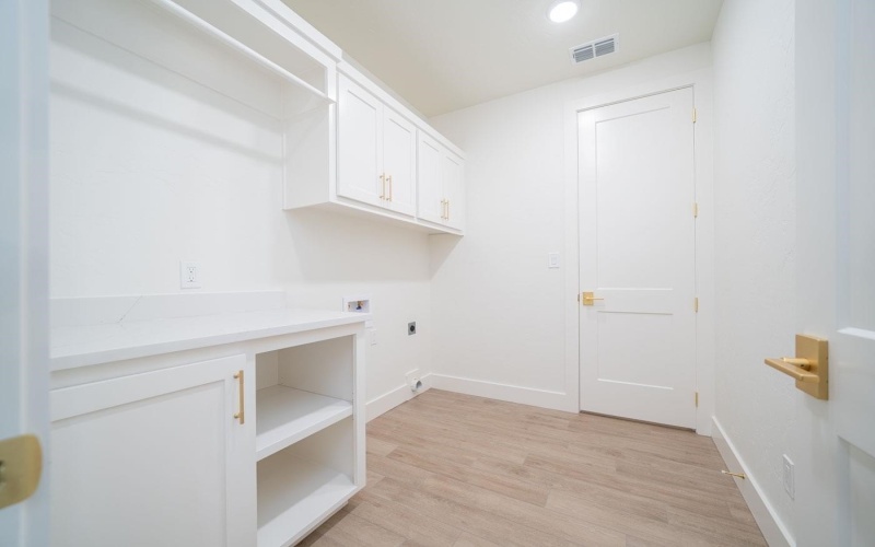 320 Saddle Brook Drive, Hallsville, TX 75650, 4 Bedrooms Bedrooms, ,3 BathroomsBathrooms,Residential,For Sale,320 Saddle Brook Drive,0,20257878