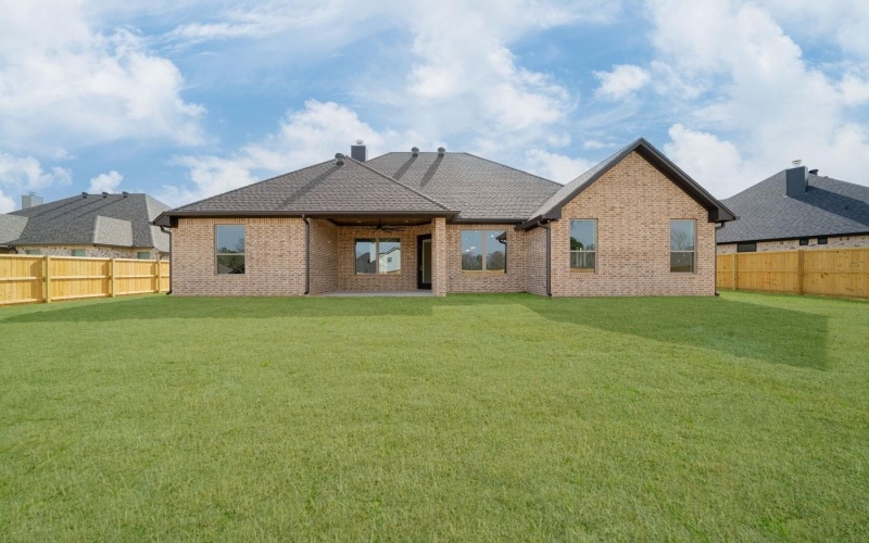 320 Saddle Brook Drive, Hallsville, TX 75650, 4 Bedrooms Bedrooms, ,3 BathroomsBathrooms,Residential,For Sale,320 Saddle Brook Drive,0,20257878