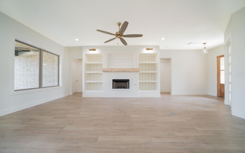 320 Saddle Brook Drive, Hallsville, TX 75650, 4 Bedrooms Bedrooms, ,3 BathroomsBathrooms,Residential,For Sale,320 Saddle Brook Drive,0,20257878