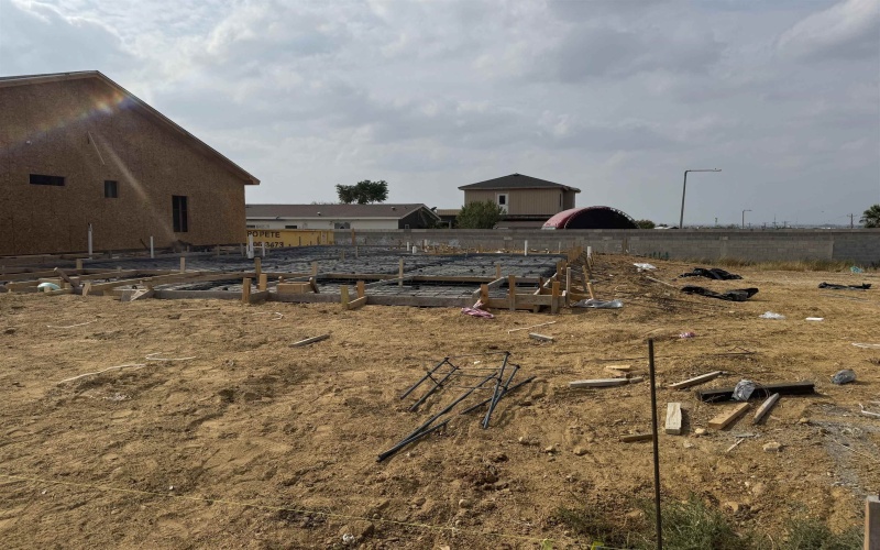 2818 Adamsville, Laredo, TX 78046, 3 Bedrooms Bedrooms, ,2 BathroomsBathrooms,Residential,For Sale,2818 Adamsville,0,20255099