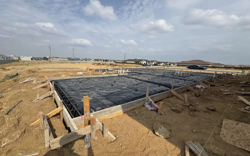 2818 Adamsville, Laredo, TX 78046, 3 Bedrooms Bedrooms, ,2 BathroomsBathrooms,Residential,For Sale,2818 Adamsville,0,20255099