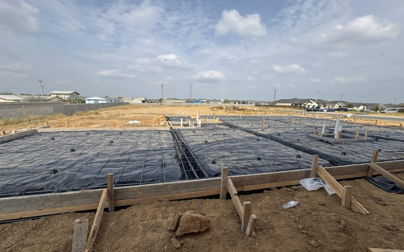 2818 Adamsville, Laredo, TX 78046, 3 Bedrooms Bedrooms, ,2 BathroomsBathrooms,Residential,For Sale,2818 Adamsville,0,20255099