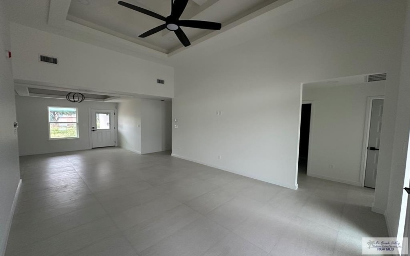 6050 REYMUNDO ST, EDINBURG, TX 78542, 3 Bedrooms Bedrooms, ,2 BathroomsBathrooms,Residential,For Sale,6050 REYMUNDO ST,29762081