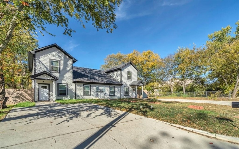 1213 Mill Street, Gainesville, TX 76240, 6 Habitaciones Habitaciones , ,5 BañosBaños,Residential Multi Family,En Venta,1213 Mill Street,0,21098754