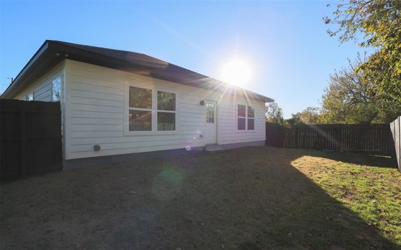 809 Truelove Street, Gainesville, TX 76240, 3 Habitaciones Habitaciones , ,2 BañosBaños,Residential,En Venta,809 Truelove Street,0,21109704