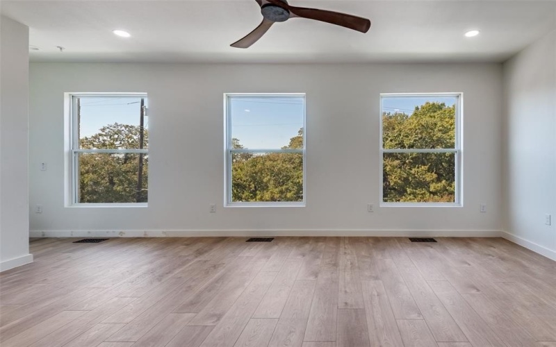 516 S Oconnor Road, Irving, TX 75060, 3 Habitaciones Habitaciones , ,3 BañosBaños,Residential,En Venta,516 S Oconnor Road,0,21110324