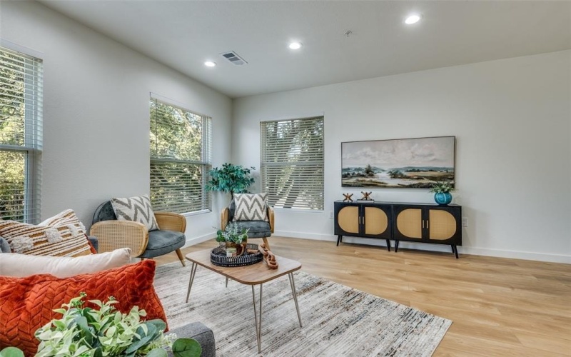 520 S Oconnor Road, Irving, TX 75060, 4 Habitaciones Habitaciones , ,5 BañosBaños,Residential,En Venta,520 S Oconnor Road,0,21110325