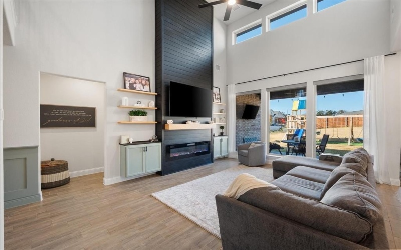 201 Blackbird Drive, Aledo, TX 76008, 6 Habitaciones Habitaciones , ,5 BañosBaños,Residential,En Venta,201 Blackbird Drive,0,21112832