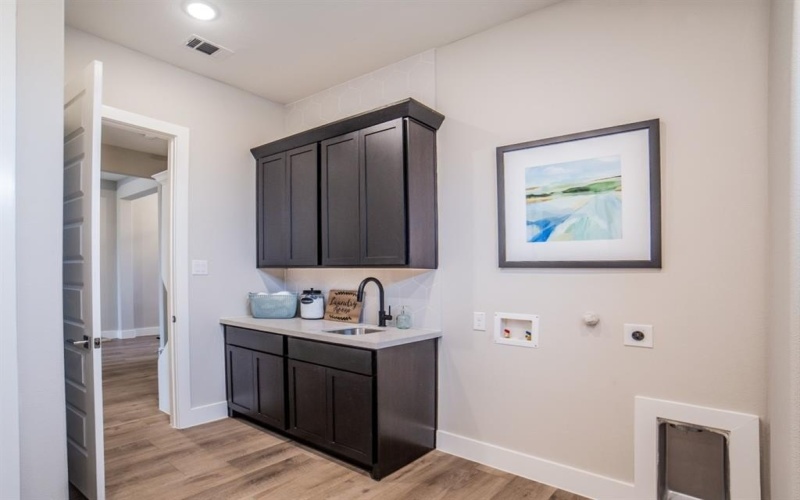 2504 Ventura Boulevard, Mansfield, TX 76063, 2 Bedrooms Bedrooms, ,2 BathroomsBathrooms,Residential,For Sale,2504 Ventura Boulevard,0,21112866