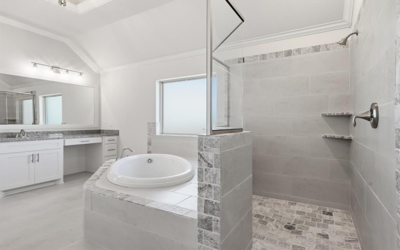 1061 Uplift Drive, Weatherford, TX 76087, 4 Bedrooms Bedrooms, ,3 BathroomsBathrooms,Residential,For Sale,1061 Uplift Drive,0,21112944