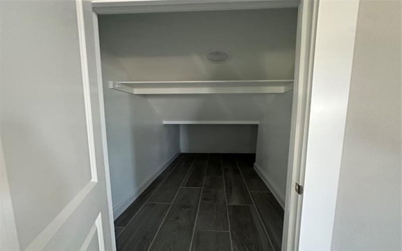 1406 Diceman Avenue, Dallas, TX 75203, 4 Habitaciones Habitaciones , ,3 BañosBaños,Residential,En Venta,1406 Diceman Avenue,0,21116070