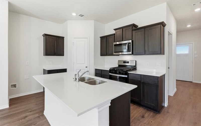 749 Lantana Lane, Pilot Point, TX 76258, 3 Bedrooms Bedrooms, ,2 BathroomsBathrooms,Residential,For Sale,749 Lantana Lane,0,21116113