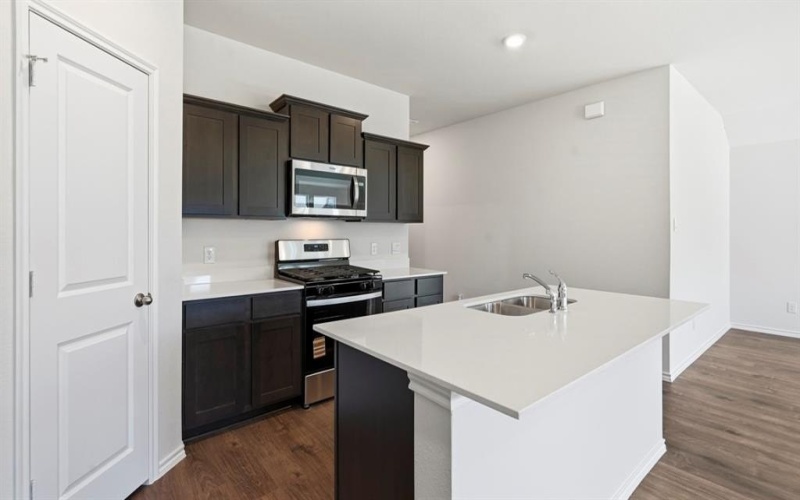 749 Lantana Lane, Pilot Point, TX 76258, 3 Bedrooms Bedrooms, ,2 BathroomsBathrooms,Residential,For Sale,749 Lantana Lane,0,21116113