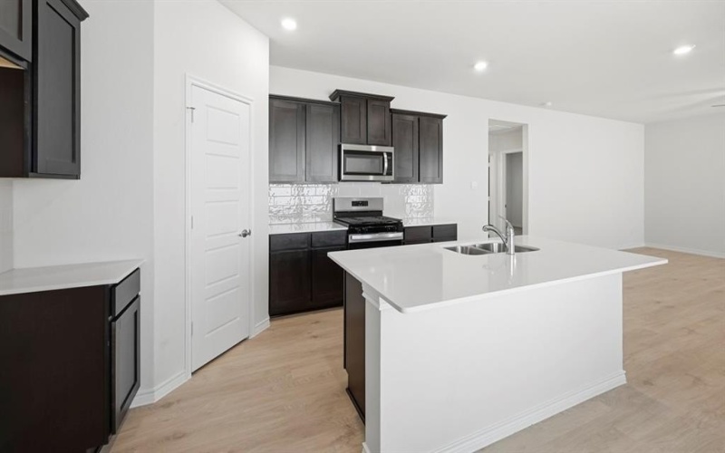 3545 Barnfield Avenue, Aubrey, TX 76227, 3 Habitaciones Habitaciones , ,2 BañosBaños,Residential,En Venta,3545 Barnfield Avenue,0,21116141