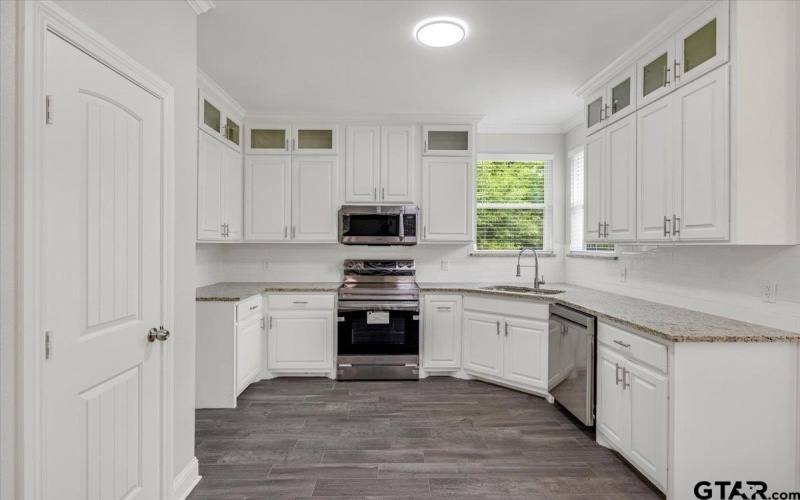 182 Allen St, Kilgore, TX 75662, 4 Bedrooms Bedrooms, ,2 BathroomsBathrooms,Residential,For Sale,182 Allen St,25006836