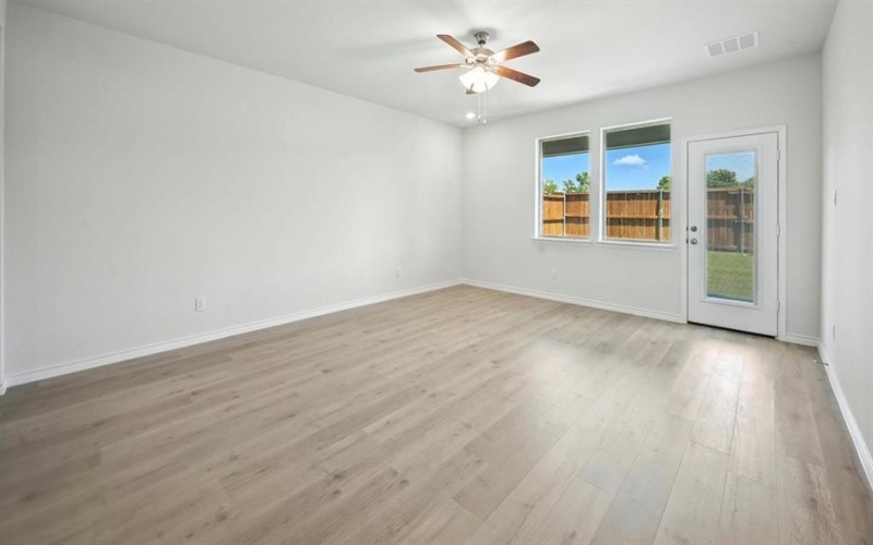 3520 Bar Claims Street, Aubrey, TX 76227, 3 Bedrooms Bedrooms, ,2 BathroomsBathrooms,Residential,For Sale,3520 Bar Claims Street,0,21116167