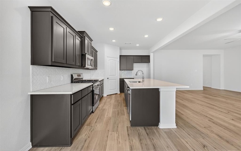 3521 Helena Street, Gainesville, TX 76240, 4 Habitaciones Habitaciones , ,2 BañosBaños,Residential,En Venta,3521 Helena Street,0,21116417