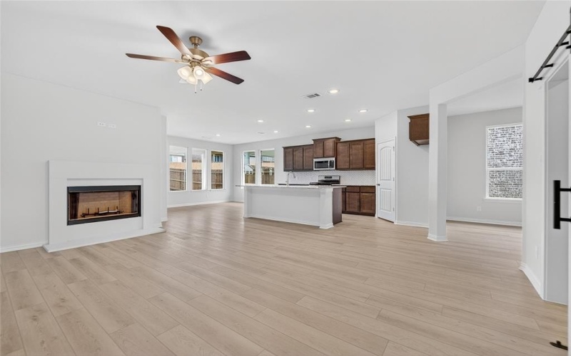 3517 Helena Street, Gainesville, TX 76240, 3 Habitaciones Habitaciones , ,2 BañosBaños,Residential,En Venta,3517 Helena Street,0,21116431