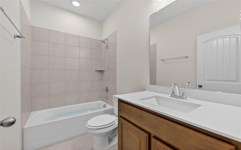 3519 Helena Street, Gainesville, TX 76240, 3 Habitaciones Habitaciones , ,2 BañosBaños,Residential,En Venta,3519 Helena Street,0,21116455