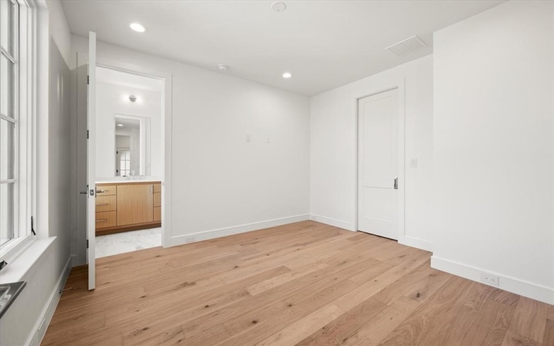 2955 Sunset Boulevard, Flower Mound, TX 76226, 4 Bedrooms Bedrooms, ,5 BathroomsBathrooms,Residential,For Sale,2955 Sunset Boulevard,0,21116732