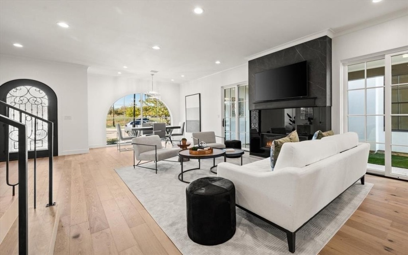 2955 Sunset Boulevard, Flower Mound, TX 76226, 4 Bedrooms Bedrooms, ,5 BathroomsBathrooms,Residential,For Sale,2955 Sunset Boulevard,0,21116732