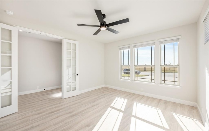 933 Cannes Drive, Red Oak, TX 75154, 5 Habitaciones Habitaciones , ,5 BañosBaños,Residential,En Venta,933 Cannes Drive,0,21116840