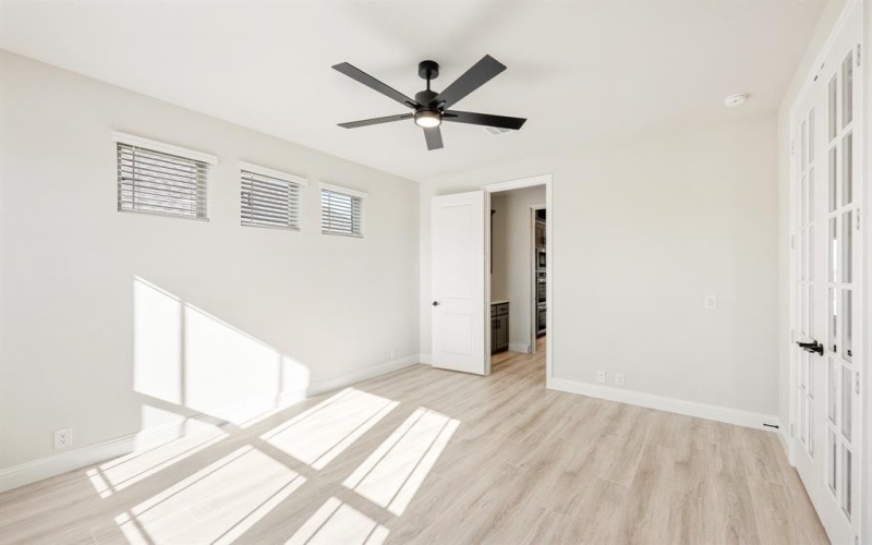 933 Cannes Drive, Red Oak, TX 75154, 5 Habitaciones Habitaciones , ,5 BañosBaños,Residential,En Venta,933 Cannes Drive,0,21116840