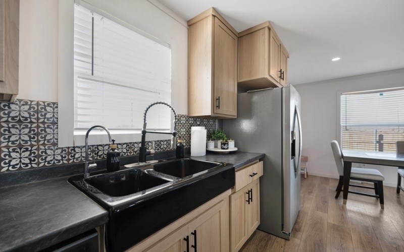 2120 Bowie St, Midland, TX 79705, 4 Bedrooms Bedrooms, ,2 BathroomsBathrooms,Residential,For Sale,2120 Bowie St,0,164602