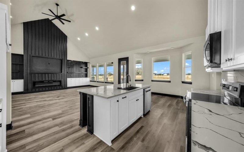 300 Jupiter Trail, Weatherford, TX 76088, 4 Bedrooms Bedrooms, ,2 BathroomsBathrooms,Residential,For Sale,300 Jupiter Trail,0,21114397