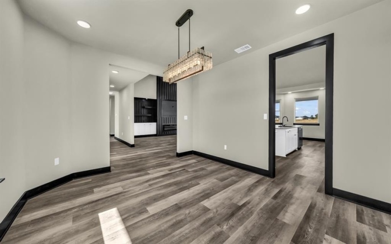 300 Jupiter Trail, Weatherford, TX 76088, 4 Bedrooms Bedrooms, ,2 BathroomsBathrooms,Residential,For Sale,300 Jupiter Trail,0,21114397