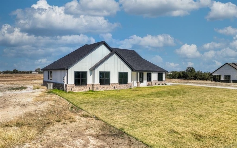 300 Jupiter Trail, Weatherford, TX 76088, 4 Bedrooms Bedrooms, ,2 BathroomsBathrooms,Residential,For Sale,300 Jupiter Trail,0,21114397