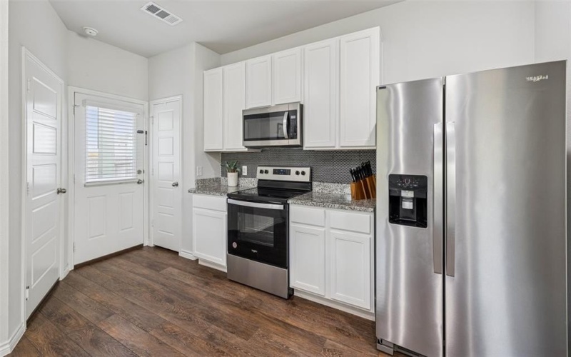 5712 Shore Point Trail, Fort Worth, TX 76119, 3 Bedrooms Bedrooms, ,3 BathroomsBathrooms,Residential,For Sale,5712 Shore Point Trail,0,21114564