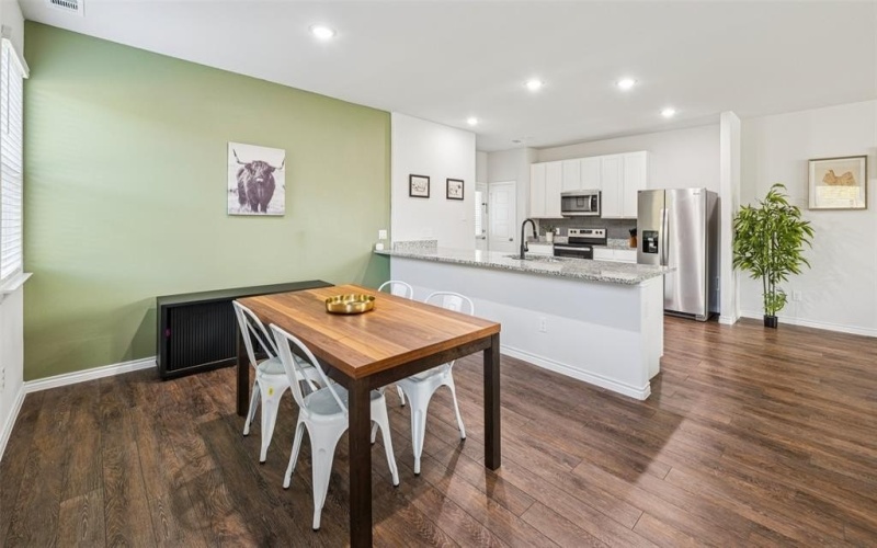 5712 Shore Point Trail, Fort Worth, TX 76119, 3 Bedrooms Bedrooms, ,3 BathroomsBathrooms,Residential,For Sale,5712 Shore Point Trail,0,21114564