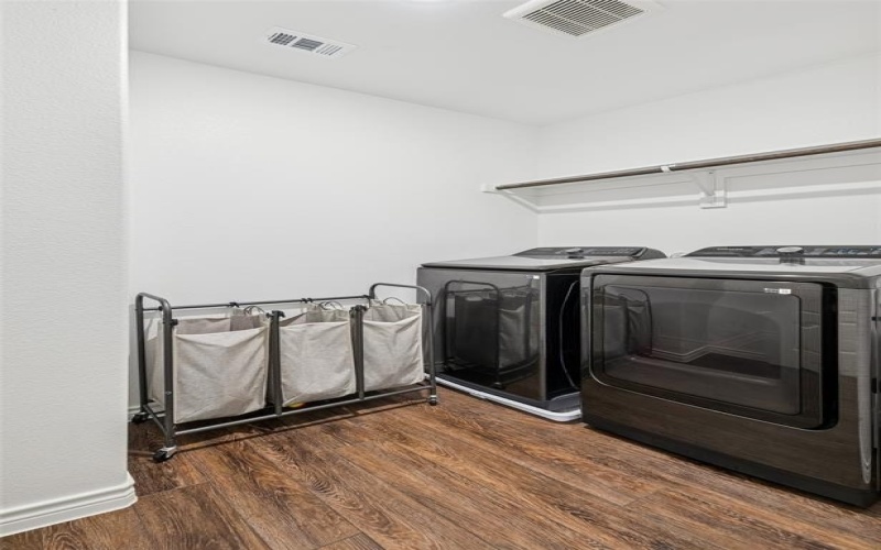 5712 Shore Point Trail, Fort Worth, TX 76119, 3 Bedrooms Bedrooms, ,3 BathroomsBathrooms,Residential,For Sale,5712 Shore Point Trail,0,21114564