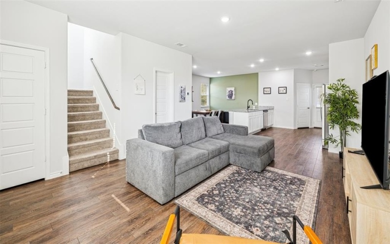 5712 Shore Point Trail, Fort Worth, TX 76119, 3 Bedrooms Bedrooms, ,3 BathroomsBathrooms,Residential,For Sale,5712 Shore Point Trail,0,21114564