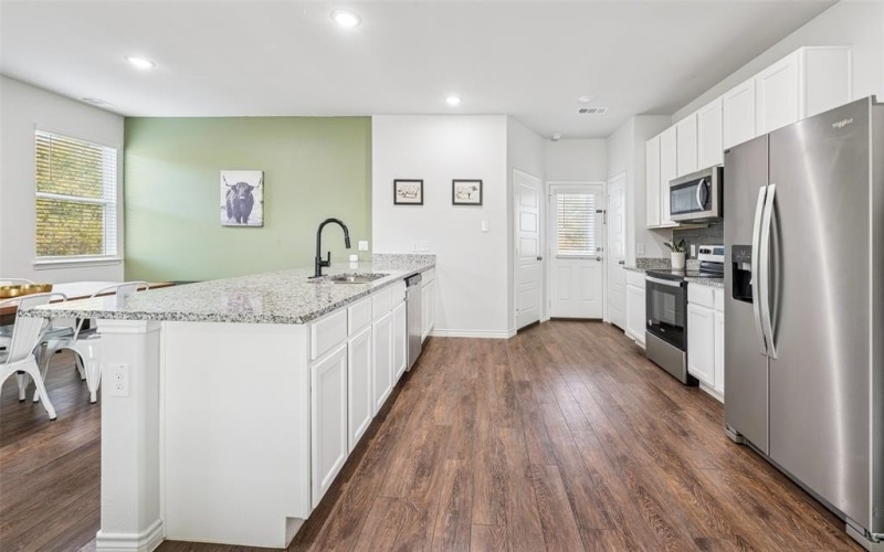 5712 Shore Point Trail, Fort Worth, TX 76119, 3 Bedrooms Bedrooms, ,3 BathroomsBathrooms,Residential,For Sale,5712 Shore Point Trail,0,21114564