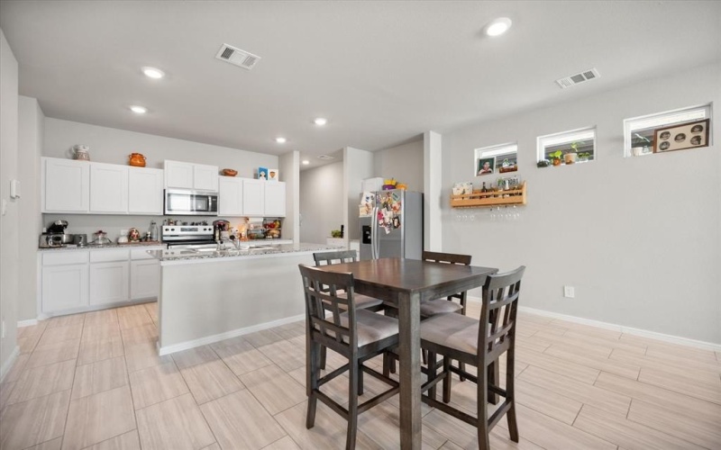 3133 Strawberry Farm Lane, Fort Worth, TX 76140, 3 Habitaciones Habitaciones , ,2 BañosBaños,Residential,En Venta,3133 Strawberry Farm Lane,0,21114706