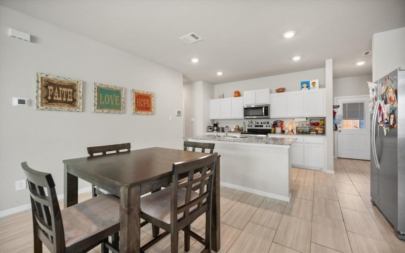 3133 Strawberry Farm Lane, Fort Worth, TX 76140, 3 Habitaciones Habitaciones , ,2 BañosBaños,Residential,En Venta,3133 Strawberry Farm Lane,0,21114706