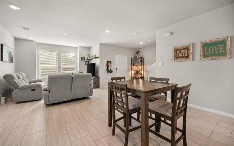 3133 Strawberry Farm Lane, Fort Worth, TX 76140, 3 Habitaciones Habitaciones , ,2 BañosBaños,Residential,En Venta,3133 Strawberry Farm Lane,0,21114706